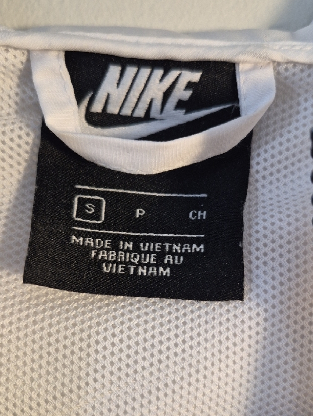 Nike Sportswear Windrunnet Hooded Jacket In Black and White Color Size S - Picture 3 of 6